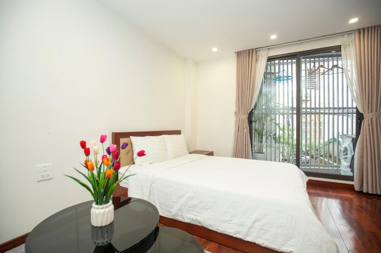 Sumitomo10 Apartment - Lane 12 Dao Tan Street 河内 外观 照片