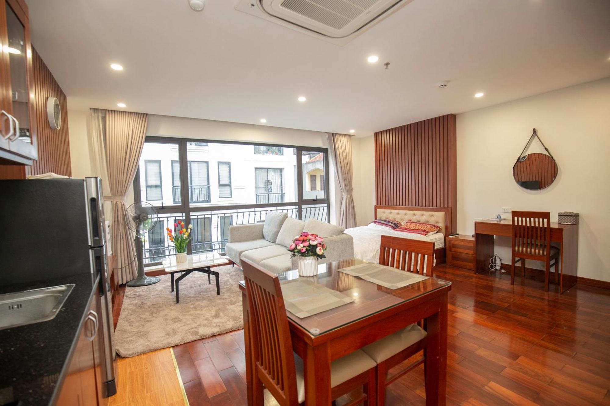Sumitomo10 Apartment - Lane 12 Dao Tan Street 河内 外观 照片