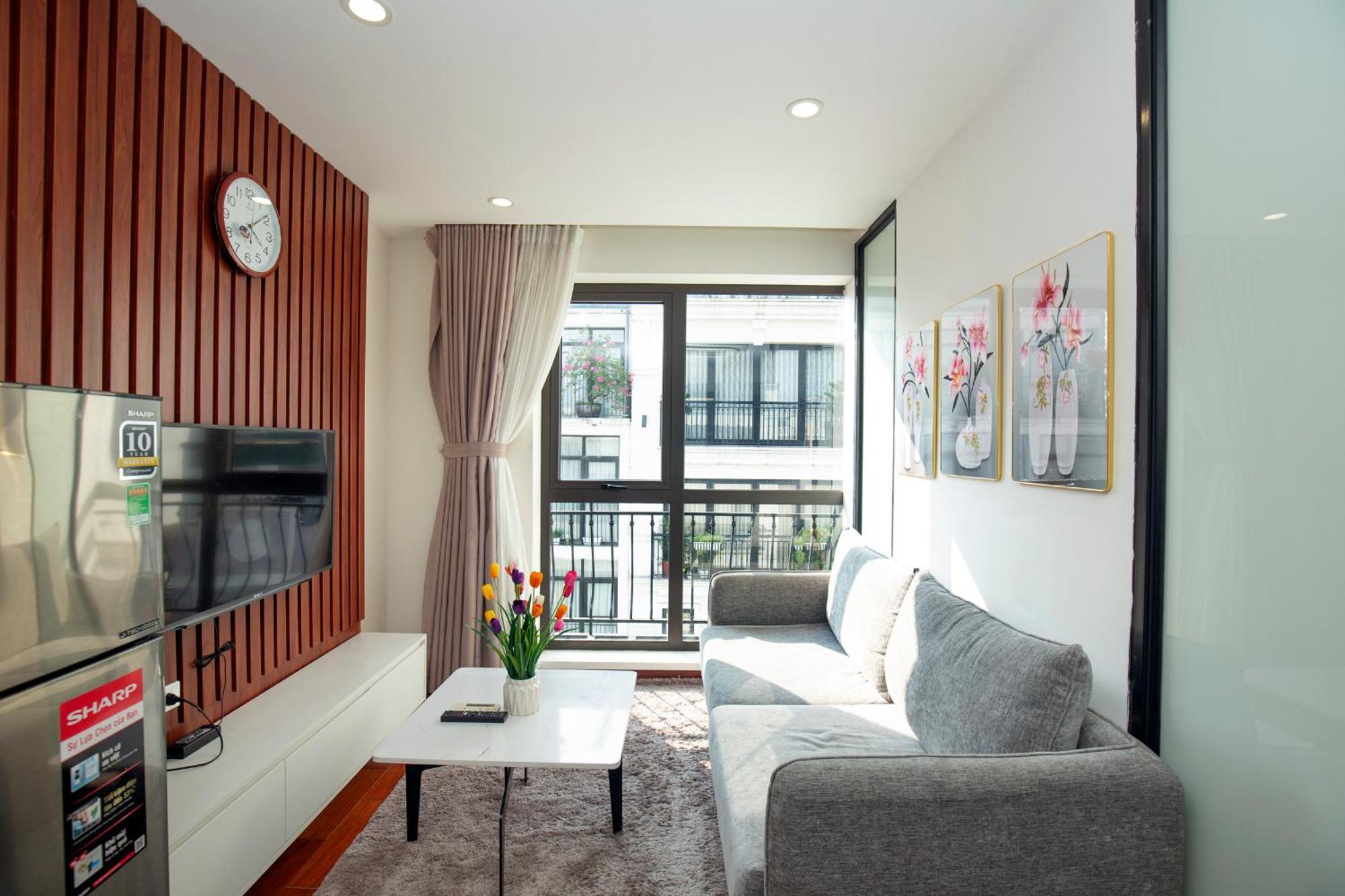 Sumitomo10 Apartment - Lane 12 Dao Tan Street 河内 外观 照片
