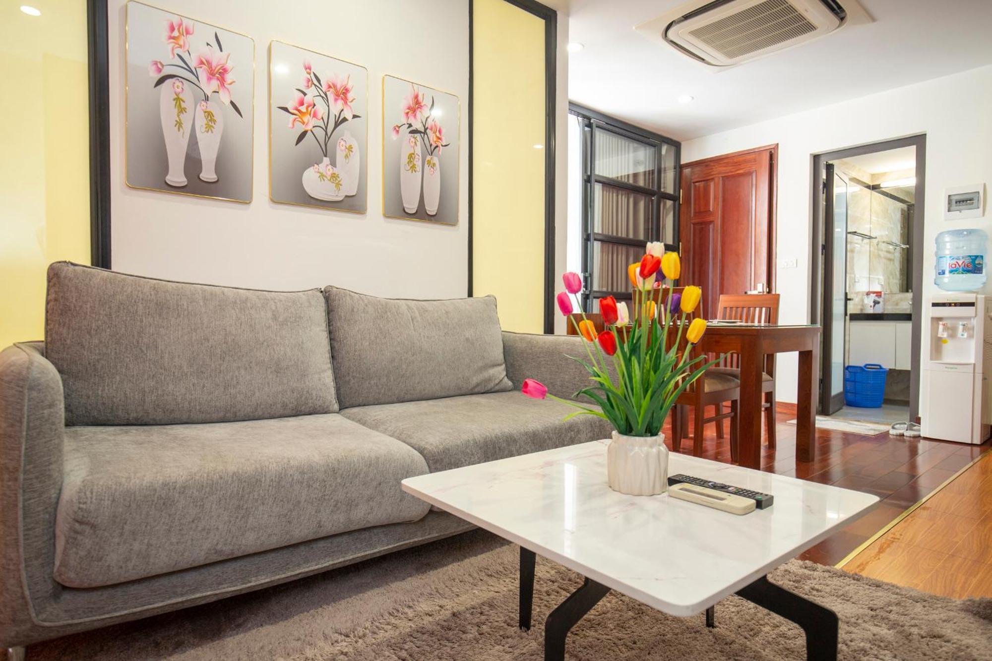 Sumitomo10 Apartment - Lane 12 Dao Tan Street 河内 外观 照片